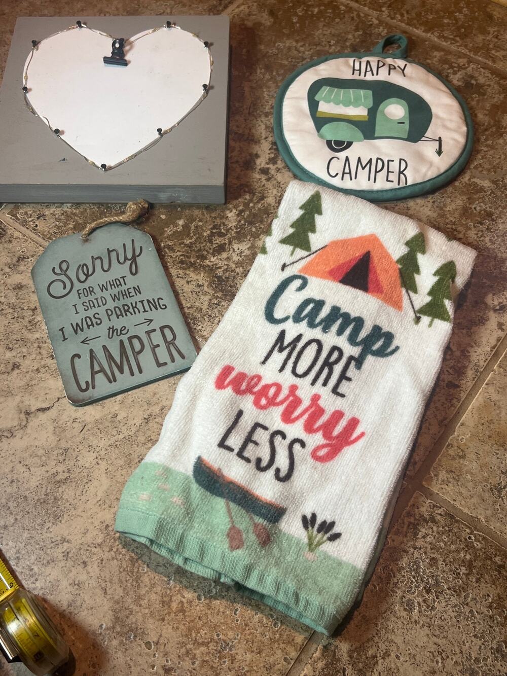 Wholesale lot - 8x8 frame lights up , sign, towel , oven mitten